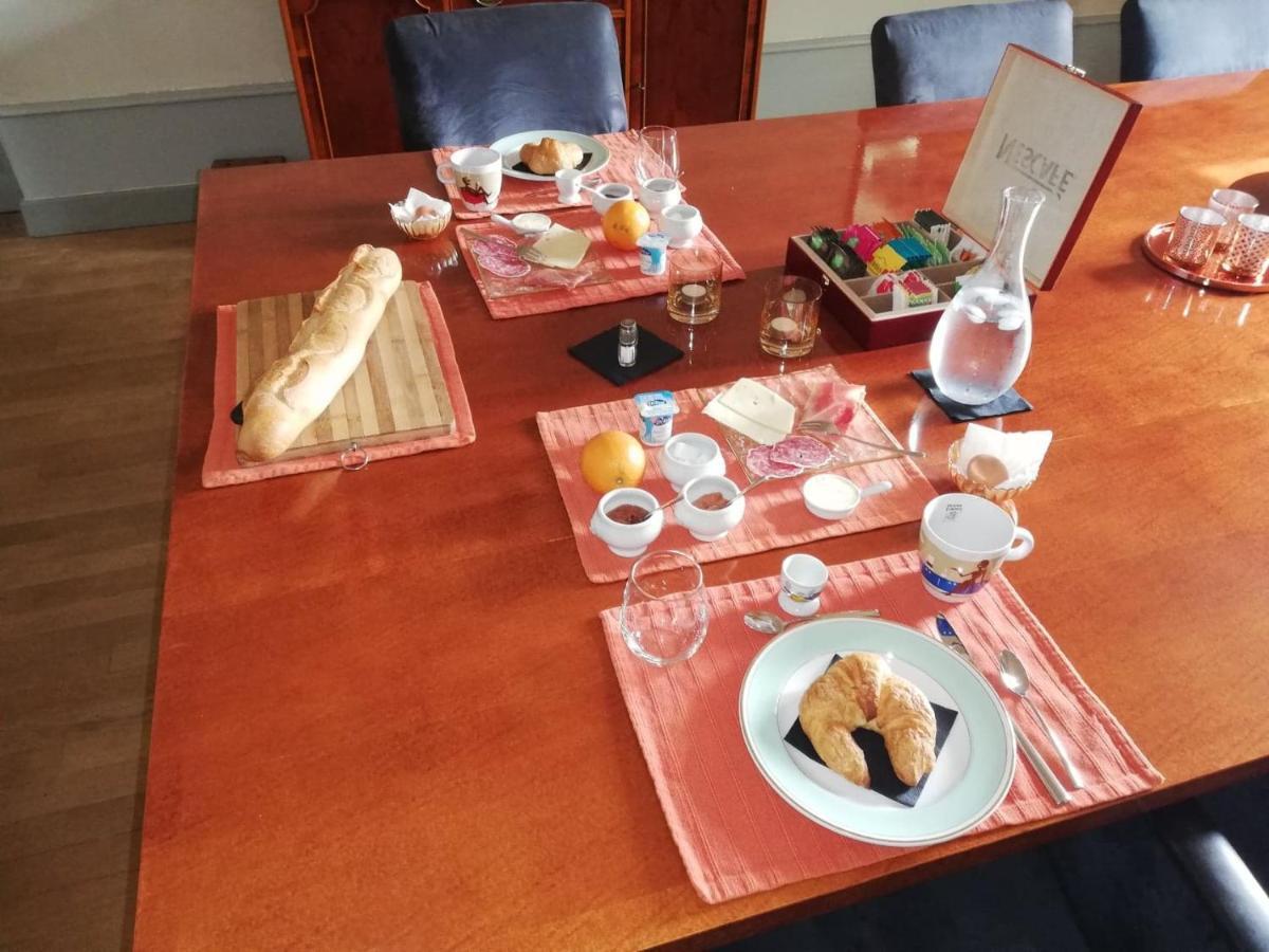 Authentieke Franse Kamer. Melay  외부 사진
